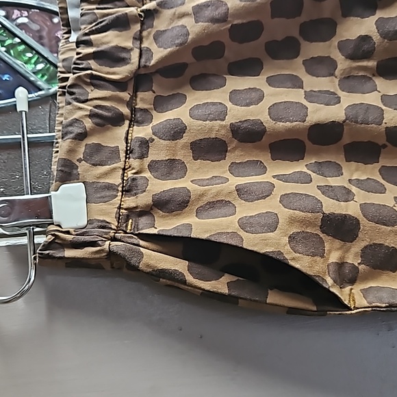 Everlane Elasticized Waist Shorts - Picture 4 of 8